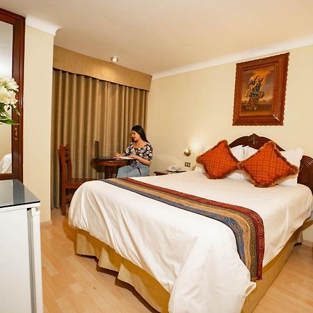 Hotel Agustos Cuzco Buitenkant foto
