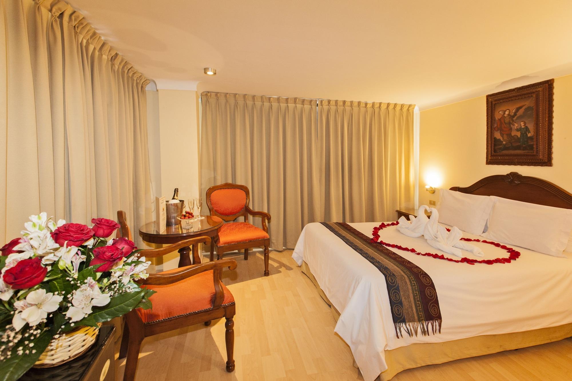 Hotel Agustos Cuzco Buitenkant foto