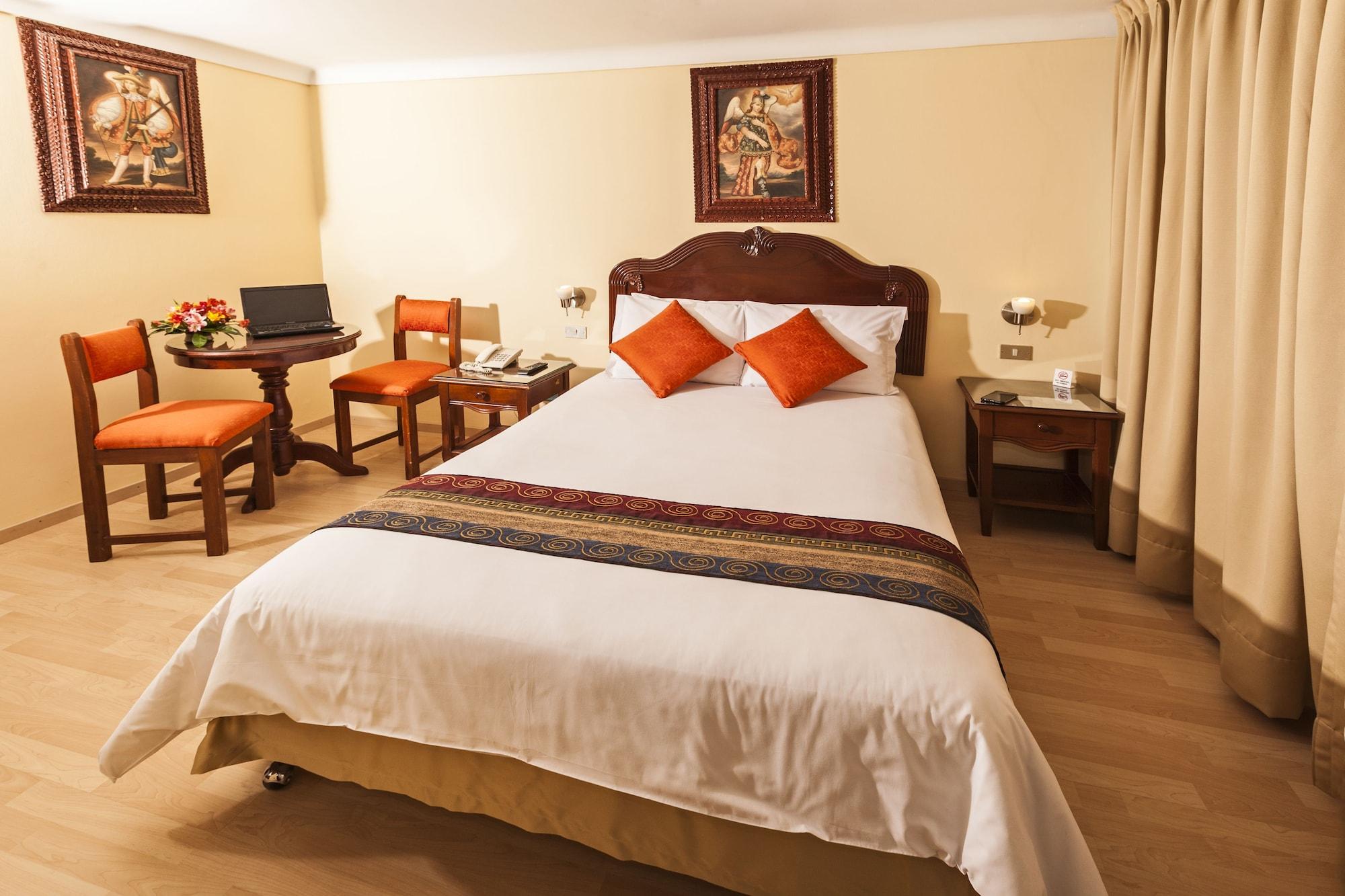 Hotel Agustos Cuzco Buitenkant foto