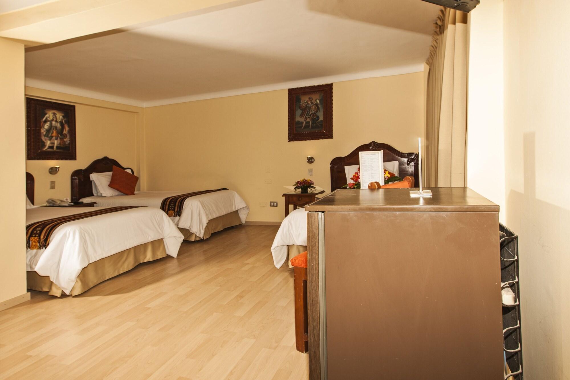 Hotel Agustos Cuzco Buitenkant foto