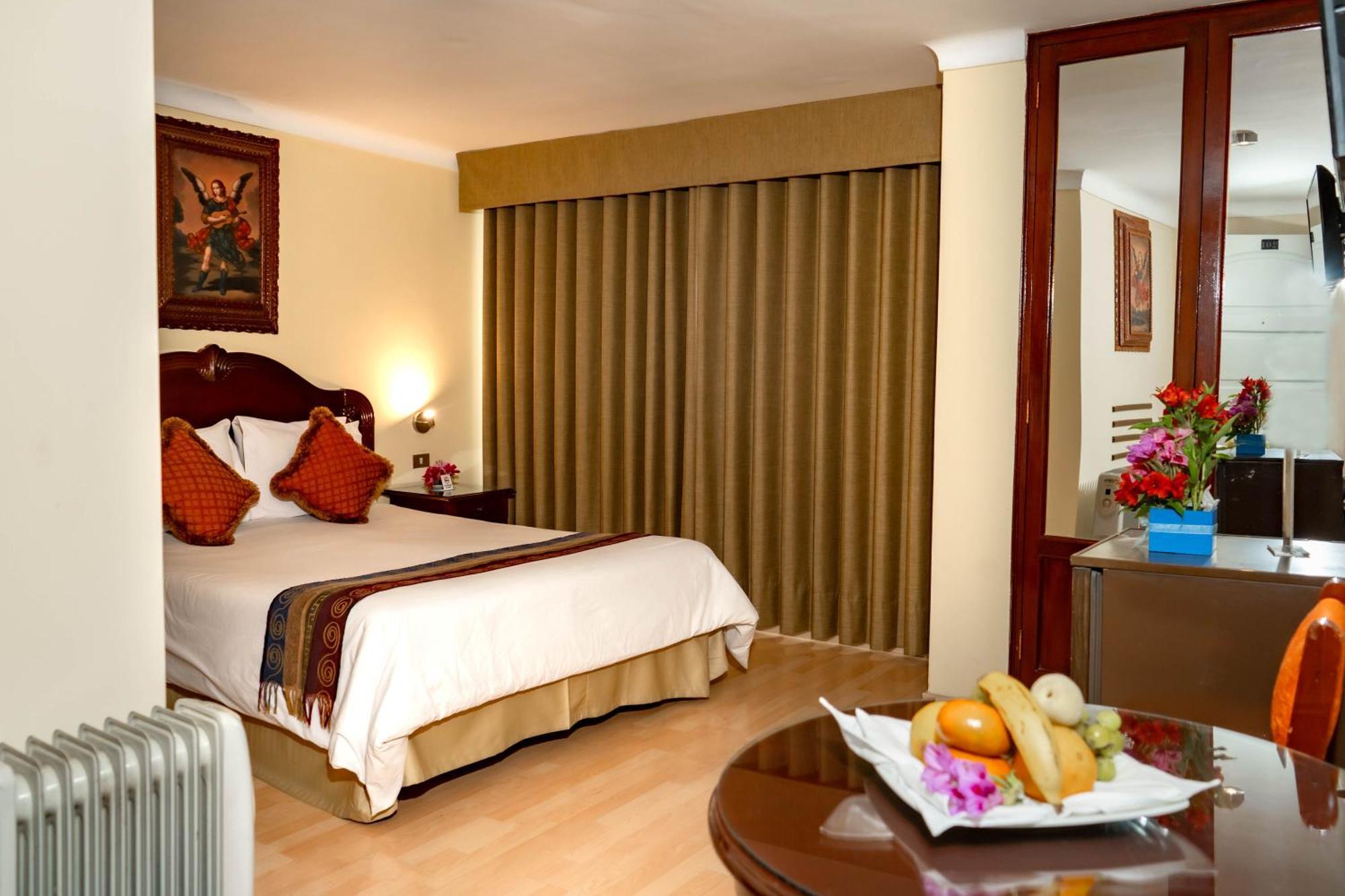 Hotel Agustos Cuzco Buitenkant foto