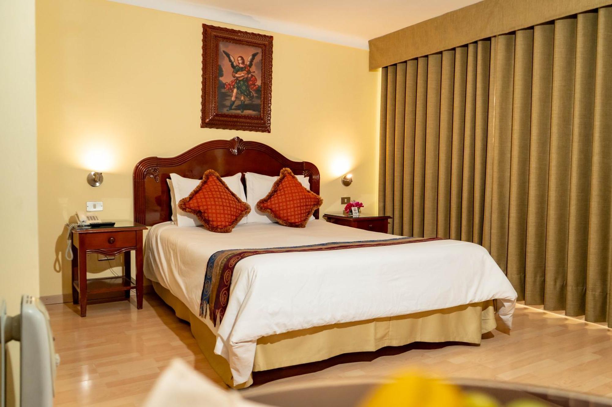 Hotel Agustos Cuzco Buitenkant foto